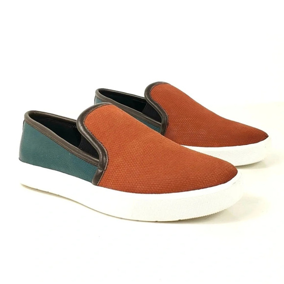LOGO By LORI GOLDSTEIN Vicki Slip On Leather Sneakers - Picture 1 of 5